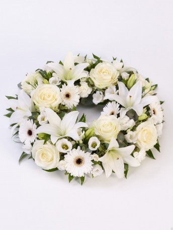 Rose and Lily Wreath White